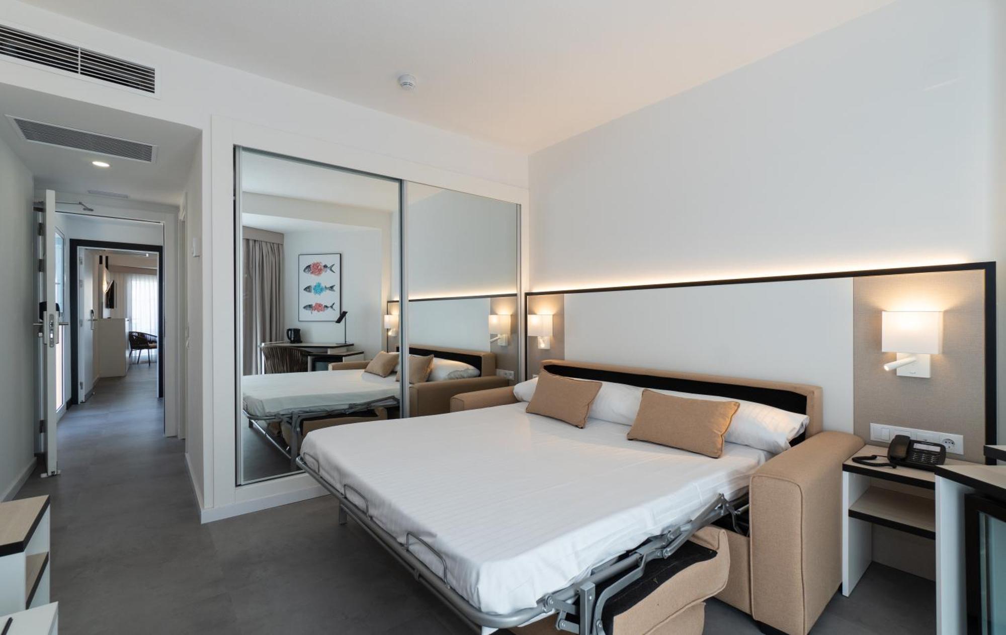 Suite Júnior (2 Adultos + 2 Crianças)
