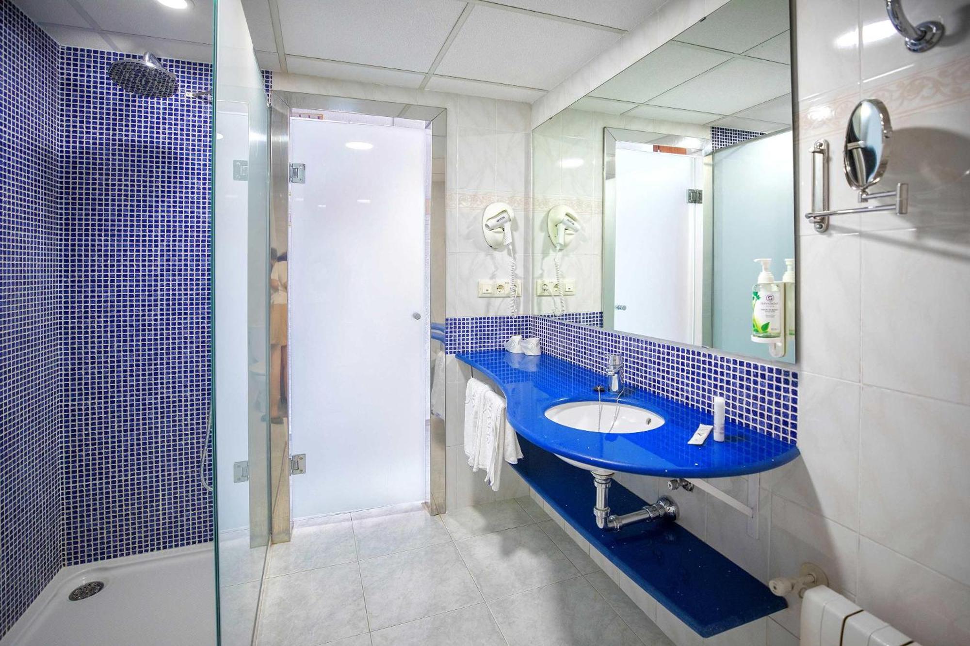 Quarto Duplo ou Twin com Vista Piscina