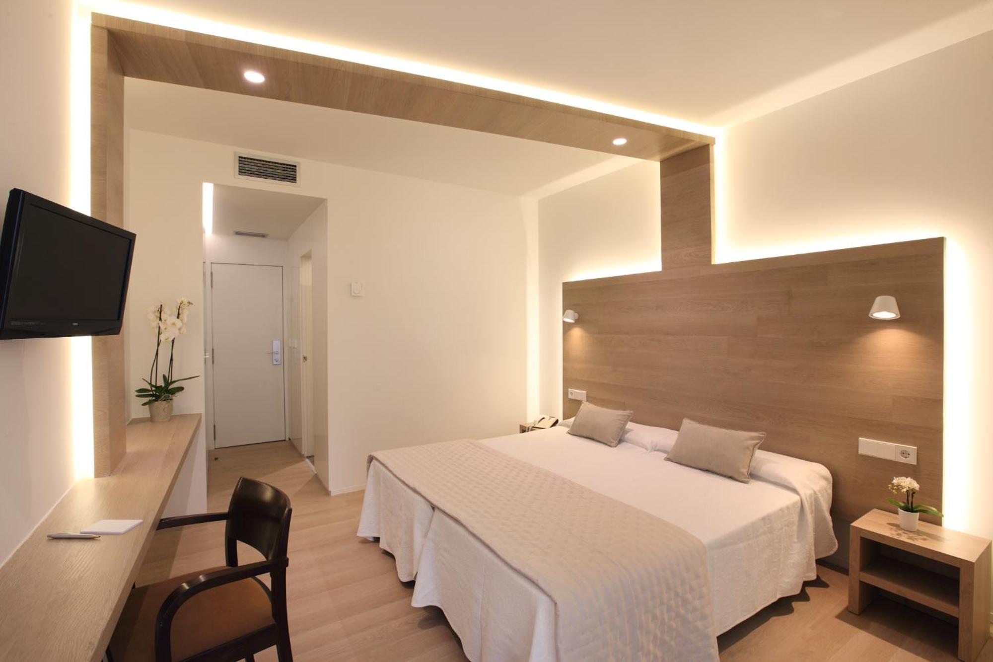 Double Room with Terrace,396691341:JPEG